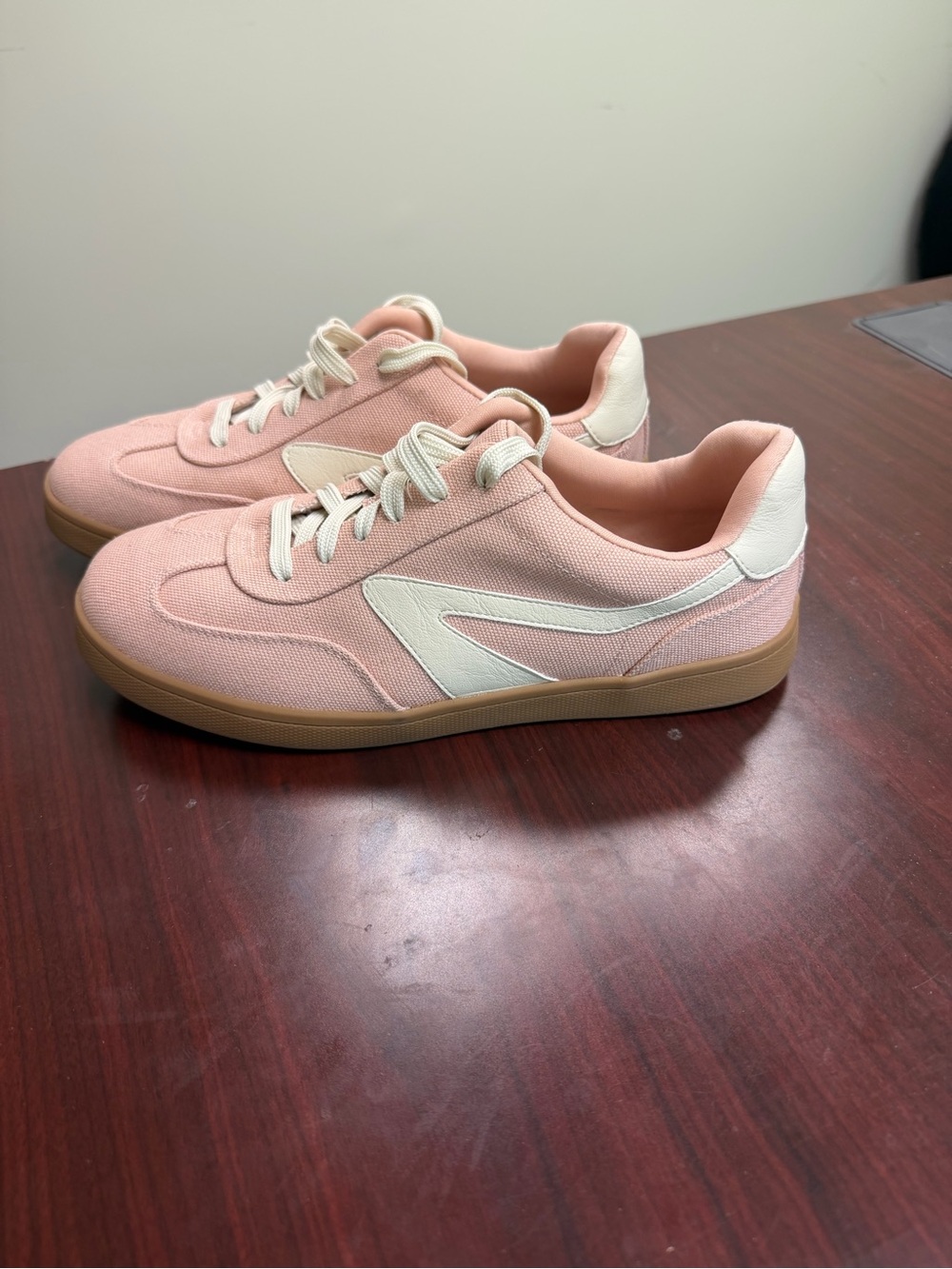 Dolce Vita Women’s Pink Canvas Casual Sneakers with White Accents